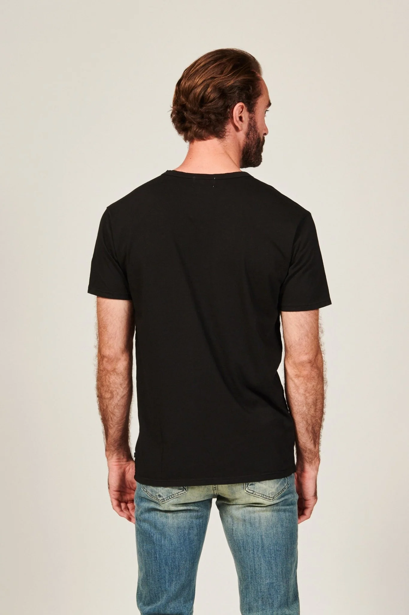 BLACK | DIME CURVED HEM TEE - Image 2